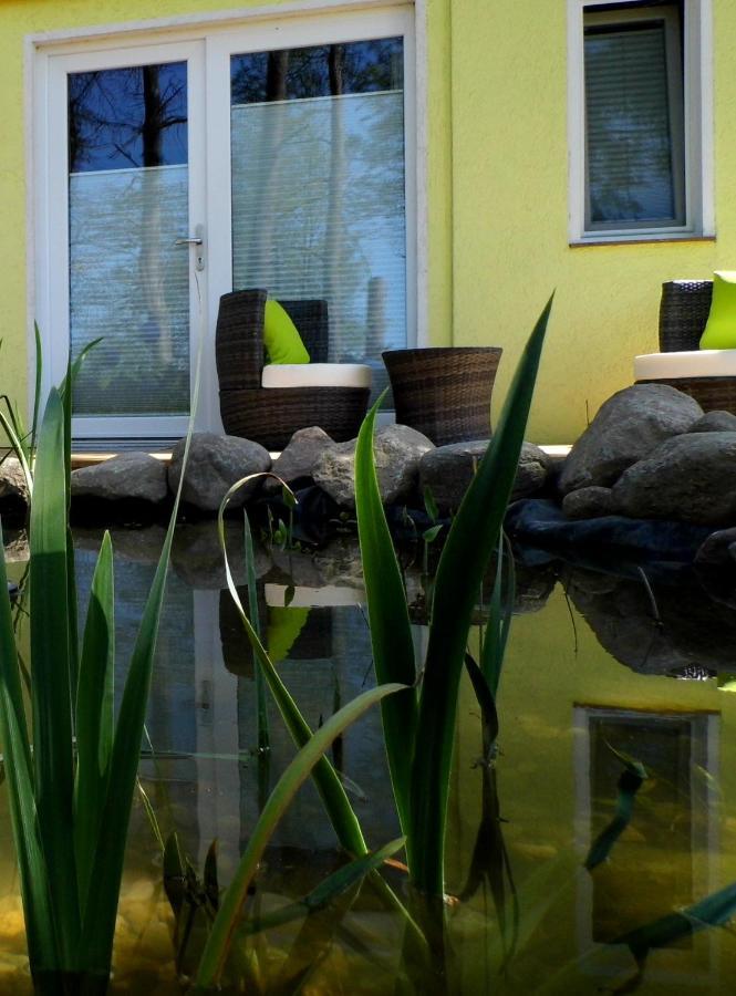 Ferienwohnung Seerose Neppermin Exterior foto